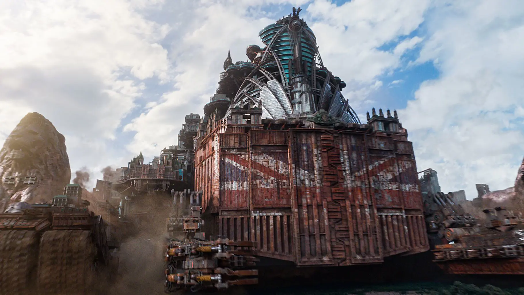 the massive british tank civilisation from "Mortal Engines"