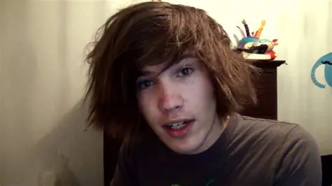 maxmoefoe with really long lego piece looking hair